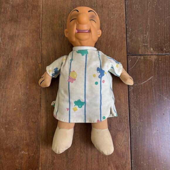 Mr. Magoo‎ Cuddle Wit Vintage Doll Vinyl Head Plush Body Night gown outfit - Picture 1 of 12